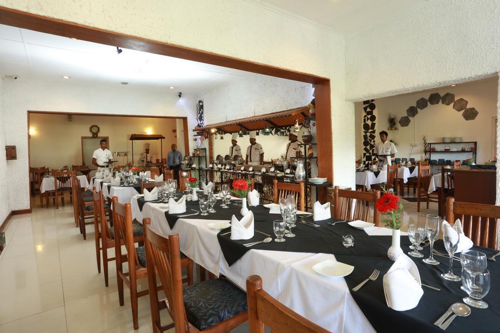 Orient Hotel Bandarawela Exteriör bild